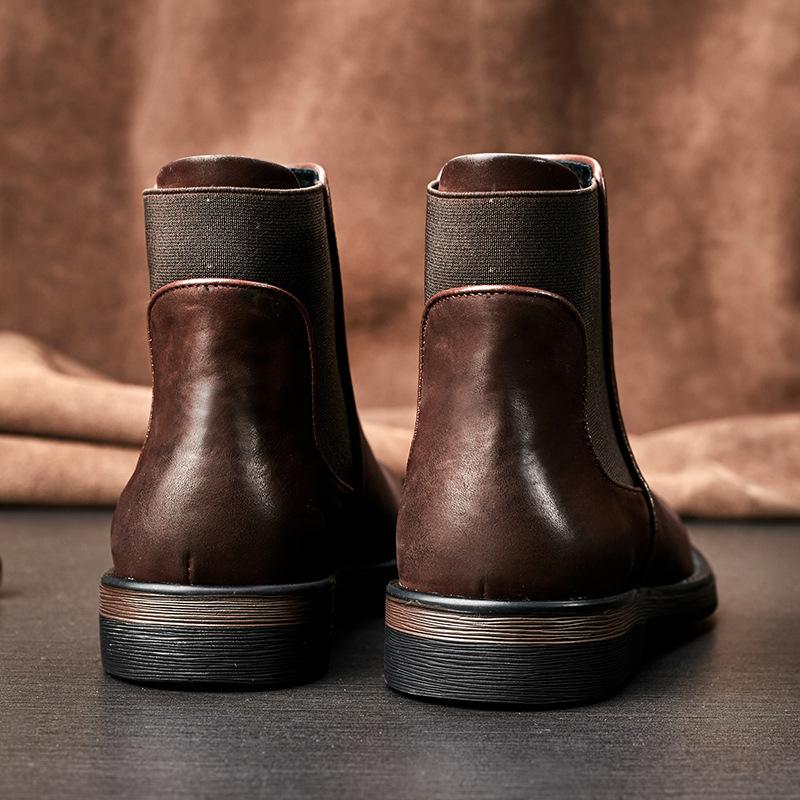Leeds Boots®